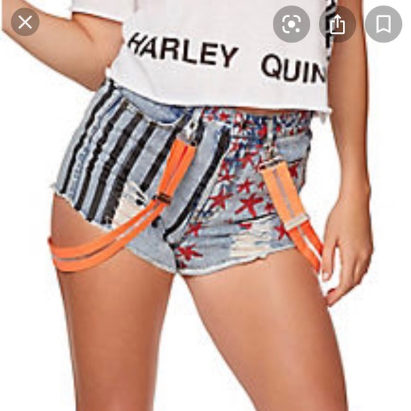 Spirit Pants - DC Harley Quinn Birds of Prey flag print shorts